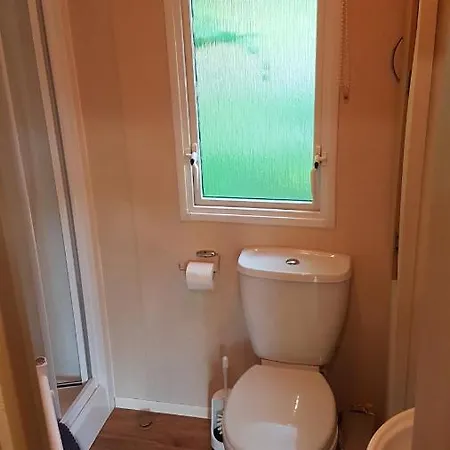 Direkt Am Mobilheim Am Schoensee * Urnshausen