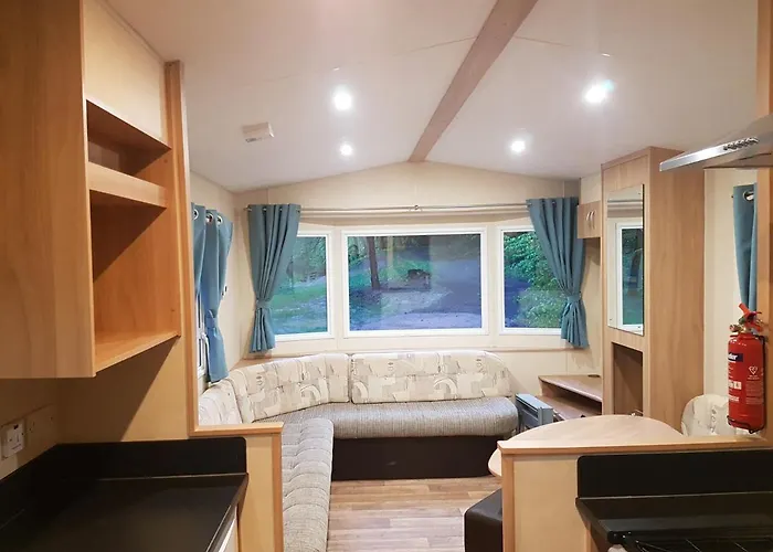 Direkt Am Mobilheim Am Schoensee キャンプ場 Urnshausen