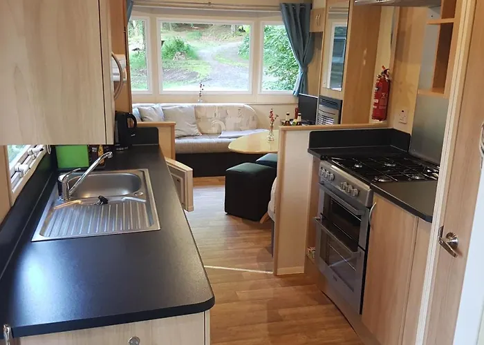 Direkt Am Mobilheim Am Schoensee キャンプ場 Urnshausen