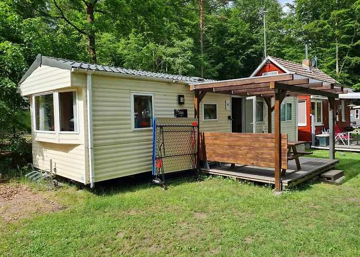 Direkt Am Mobilheim Am Schoensee キャンプ場 Urnshausen